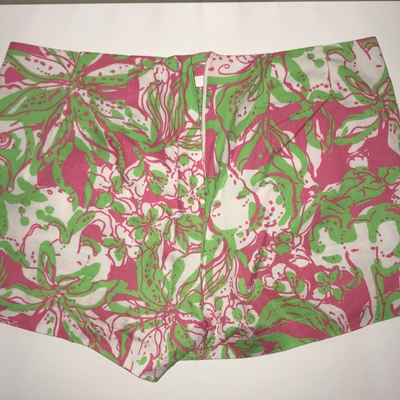 Lilly Pulitzer Shorts - Picture 3 of 4